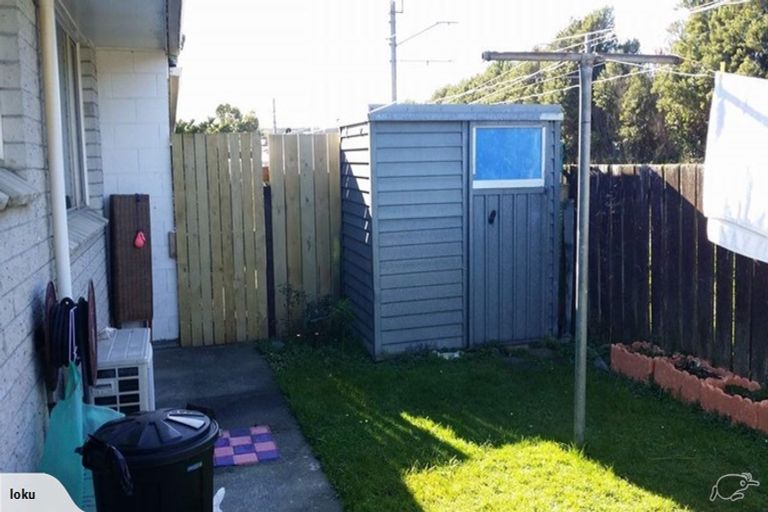 Photo of property in 3/10 Rawson Street, Tawa, Wellington, 5028