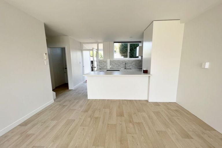 Photo of property in 2/35 Craven Street, Sockburn, Christchurch, 8042
