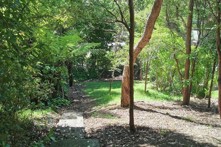 Photo of property in 15 Webster Place, Picton, 7220