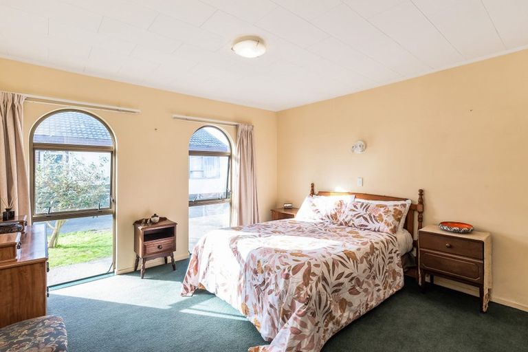 Photo of property in 118 Hillcrest Road, Raumati Beach, Paraparaumu, 5032