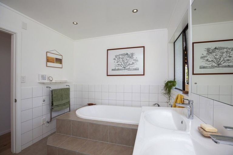 Photo of property in 19 Tainui Street, Raumati Beach, Paraparaumu, 5032