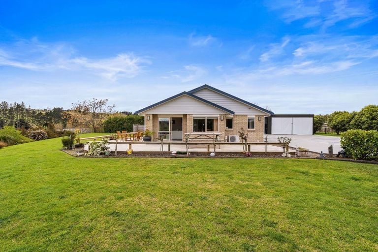Photo of property in 92 Maungakaramea Road, Puwera, Whangarei, 0178