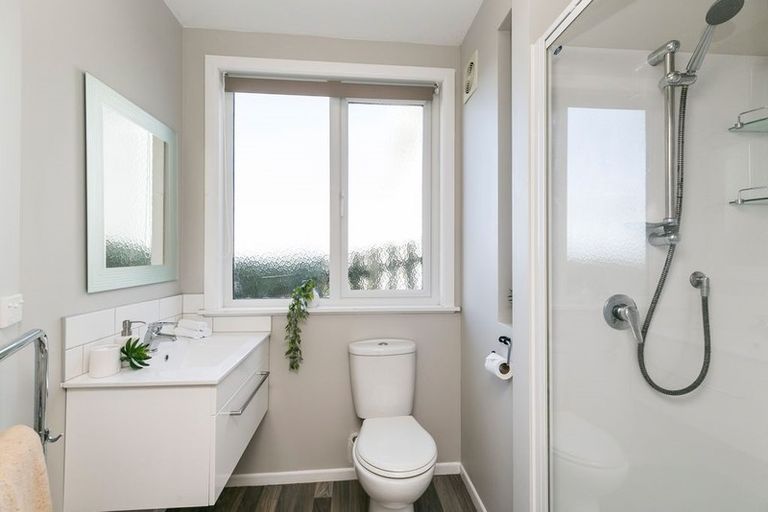 Photo of property in 47 Ponsonby Road, Karori, Wellington, 6012