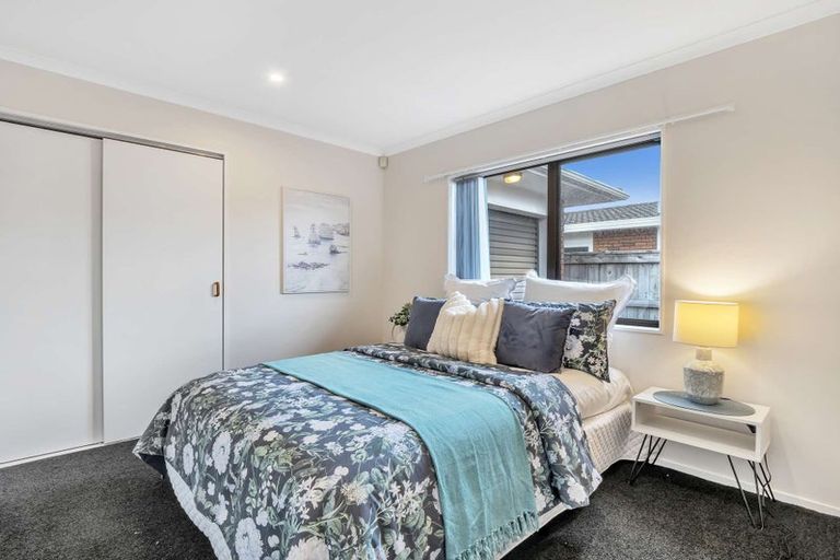 Photo of property in 1 Loader Place, Tawhero, Whanganui, 4501