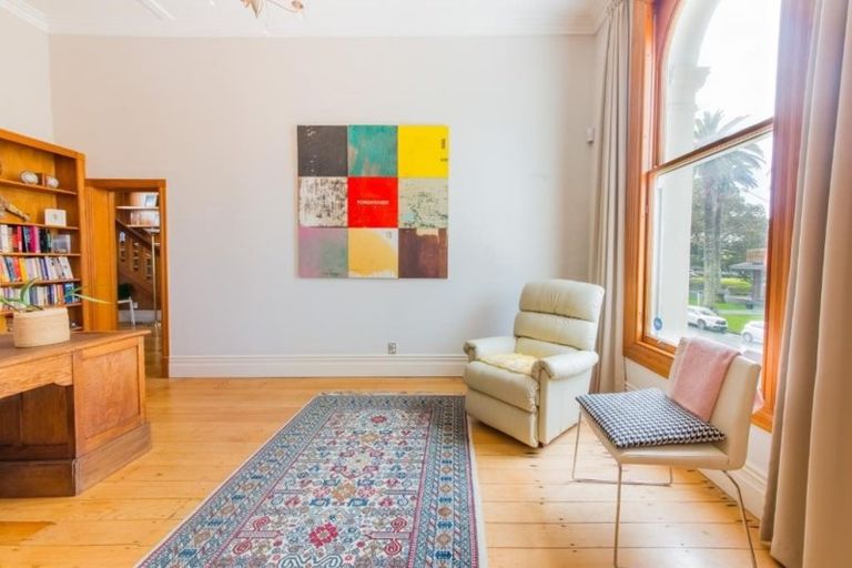 Photo of property in 7b Victoria Road, Mount Maunganui, 3116