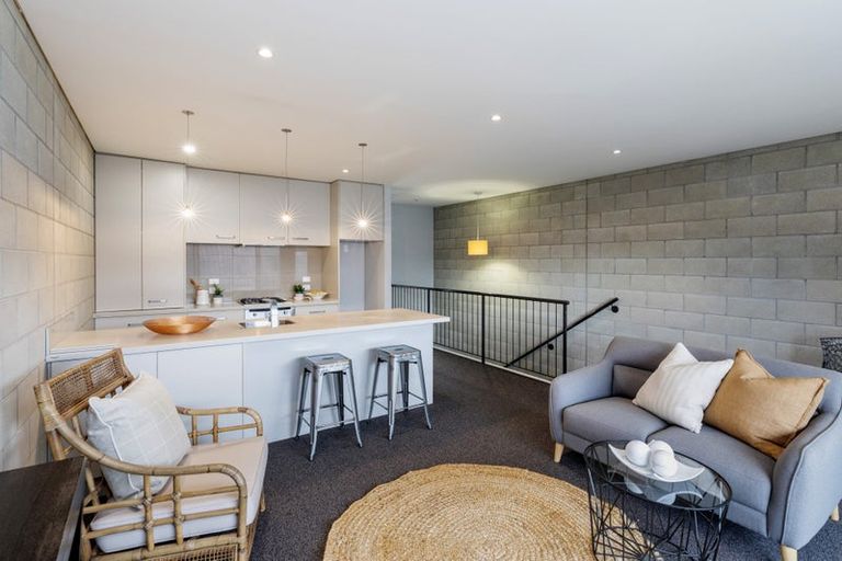 Photo of property in 2/24 Dickens Street, Addington, Christchurch, 8024