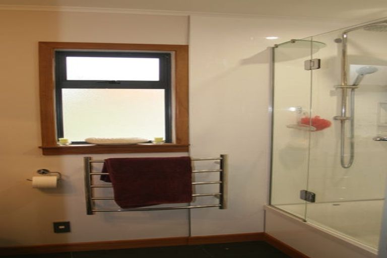 Photo of property in 36 Fitzroy Road, Fitzroy, New Plymouth, 4312