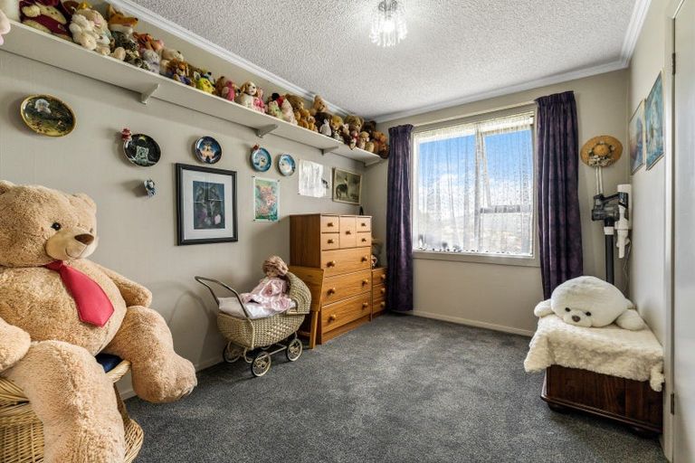 Photo of property in 16 Tomkins Street, Green Island, Dunedin, 9018