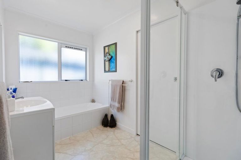 Photo of property in 42a Ngatai Road, Otumoetai, Tauranga, 3110