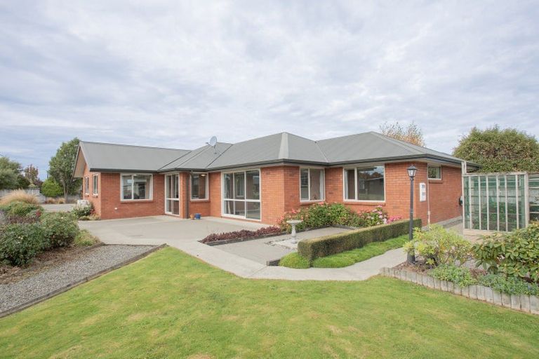 Photo of property in 21 Talboys Drive, Winton, 9720