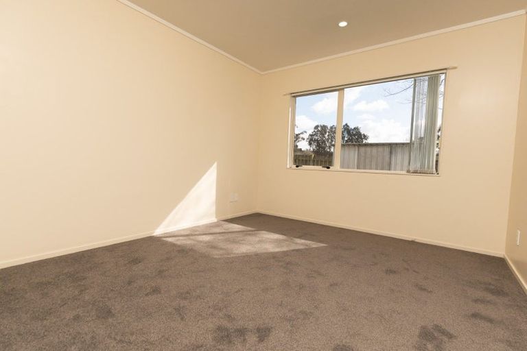 Photo of property in 2/19 Velvet Crescent, Otara, Auckland, 2023