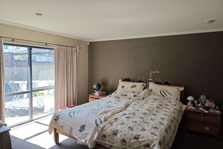 Photo of property in 8 Alvre Place, Flat Bush, Auckland, 2016