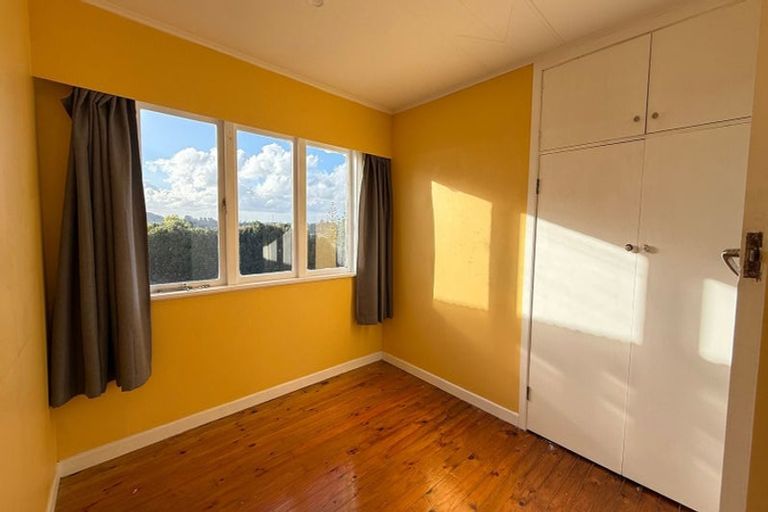 Photo of property in 327 Rodney Street, Wellsford, 0900