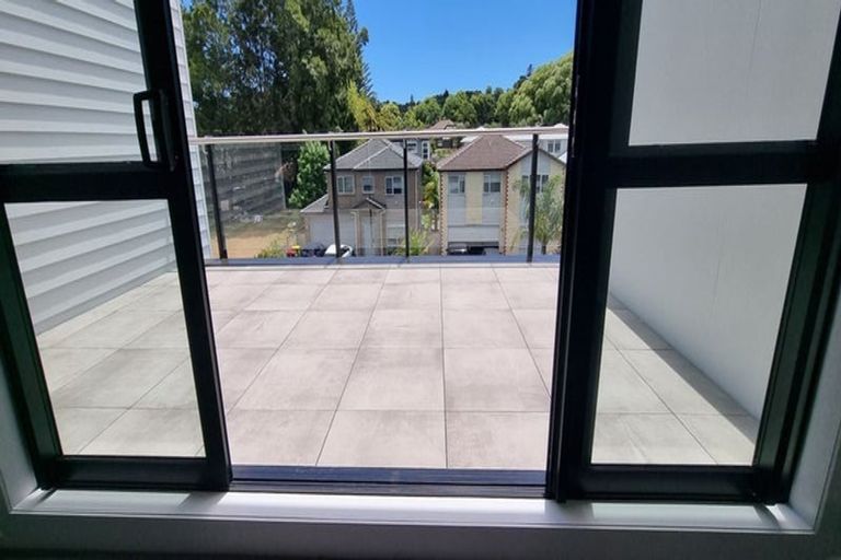 Photo of property in 23/11 Carlos Drive, Flat Bush, Auckland, 2016