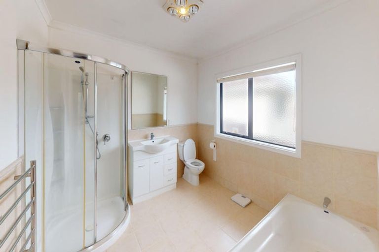 Photo of property in 9 Holly Court, Palmerston North, 4410