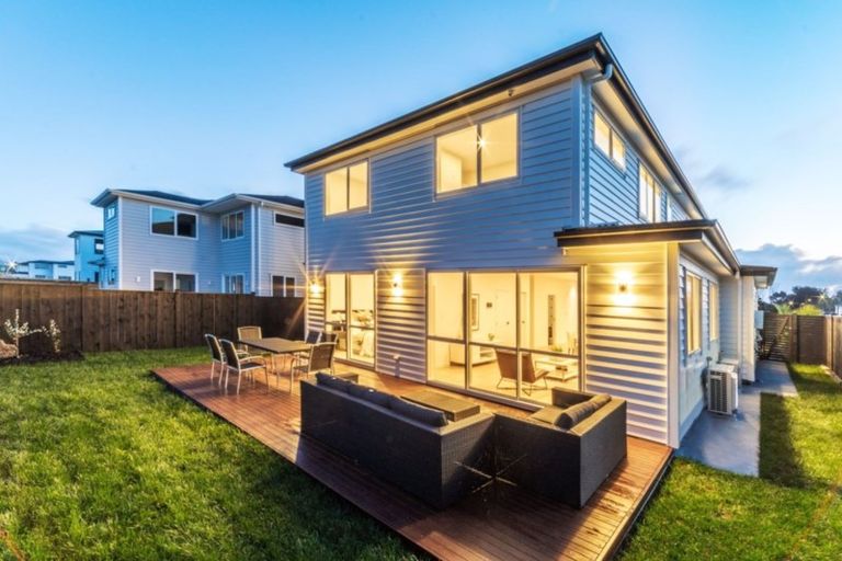 Photo of property in 25 Toanui Road, Hobsonville, Auckland, 0616
