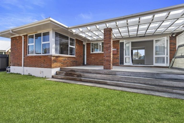 Photo of property in 10 Roseburg Street, Fairfield, Hamilton, 3214