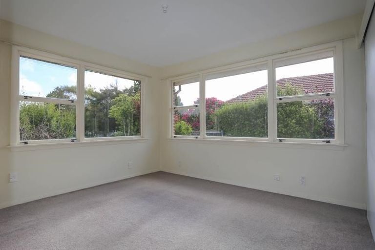 Photo of property in 27 Colesbury Street, Bishopdale, Christchurch, 8053