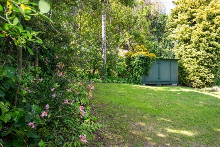 Photo of property in 156 Te Mata Peak Road, Havelock North, 4130