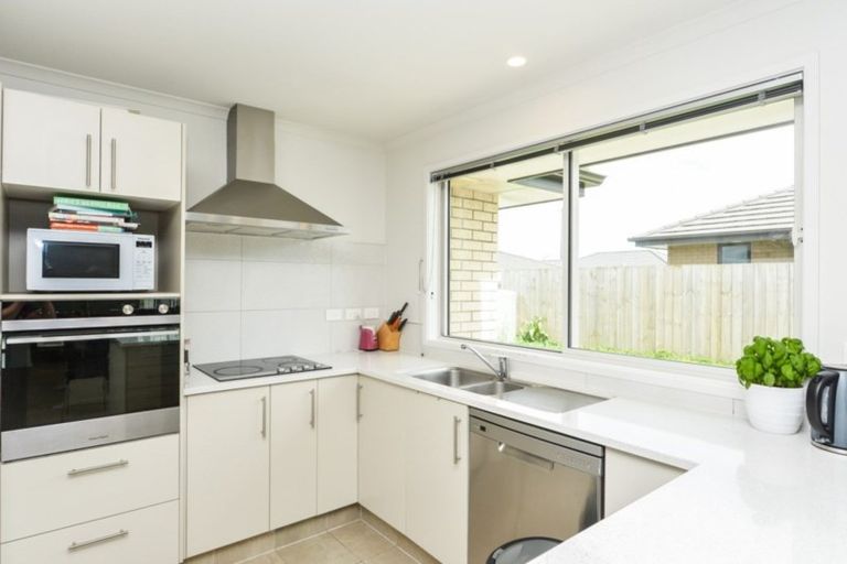 Photo of property in 5 Waikai Close, Ruakura, Hamilton, 3214