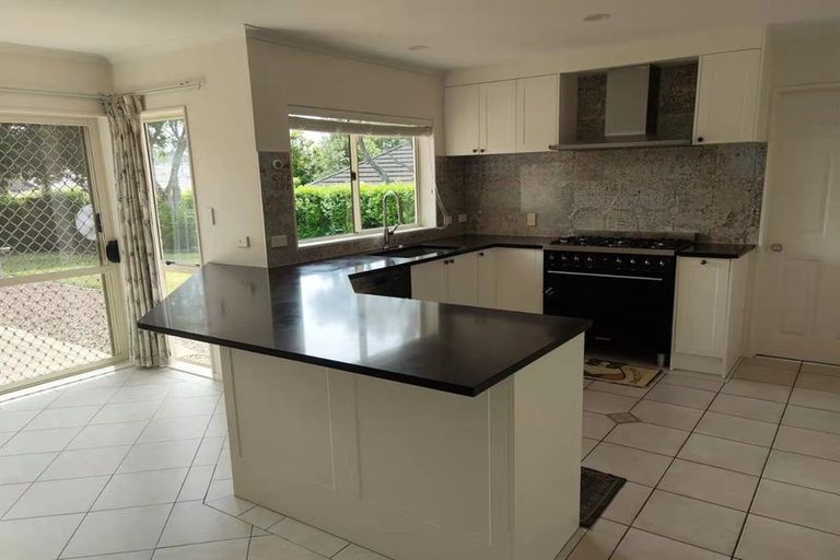 Photo of property in 54 Te Wharau Drive, Greenhithe, Auckland, 0632