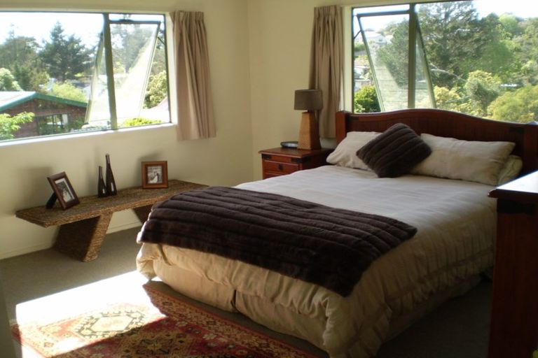Photo of property in 13 Woodhams Street, Beach Haven, Auckland, 0626