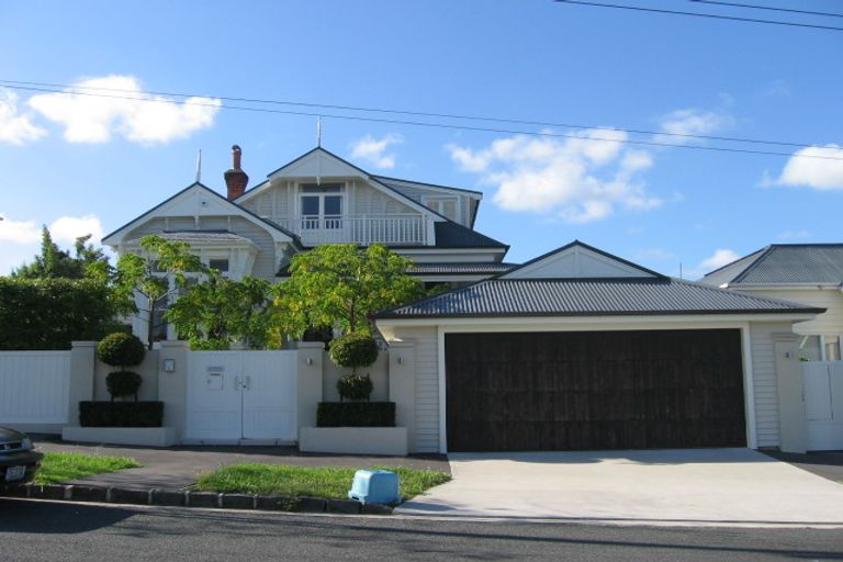 Photo of property in 6 Bella Vista Road, Herne Bay, Auckland, 1011
