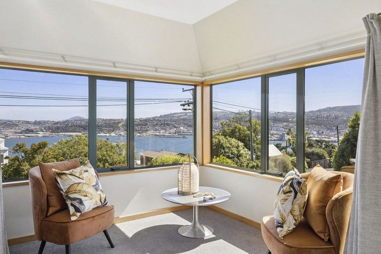 Photo of property in 17 Shandon Road, Vauxhall, Dunedin, 9013