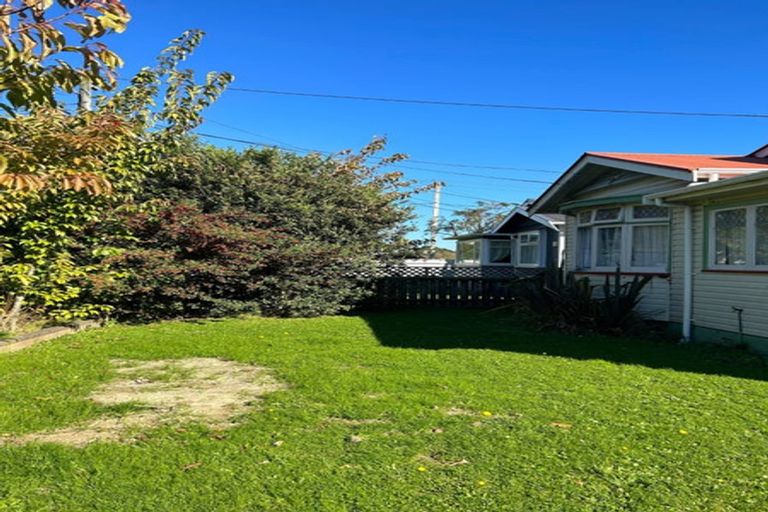 Photo of property in 20 Waitui Crescent, Waiwhetu, Lower Hutt, 5010