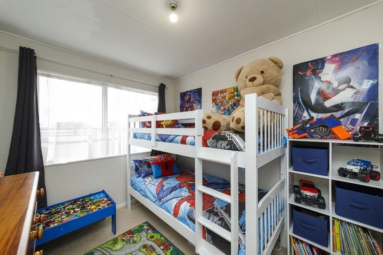 Photo of property in 8 Kaimanawa Street, Kelvin Grove, Palmerston North, 4414