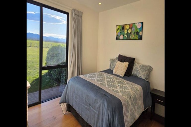 Photo of property in 48 Sherwood Road, Makikihi, Waimate, 7978