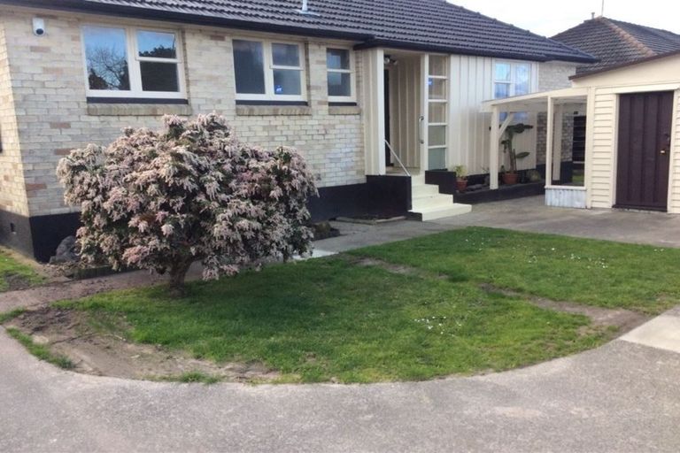 Photo of property in 2/935 Cameron Road, Gate Pa, Tauranga, 3112