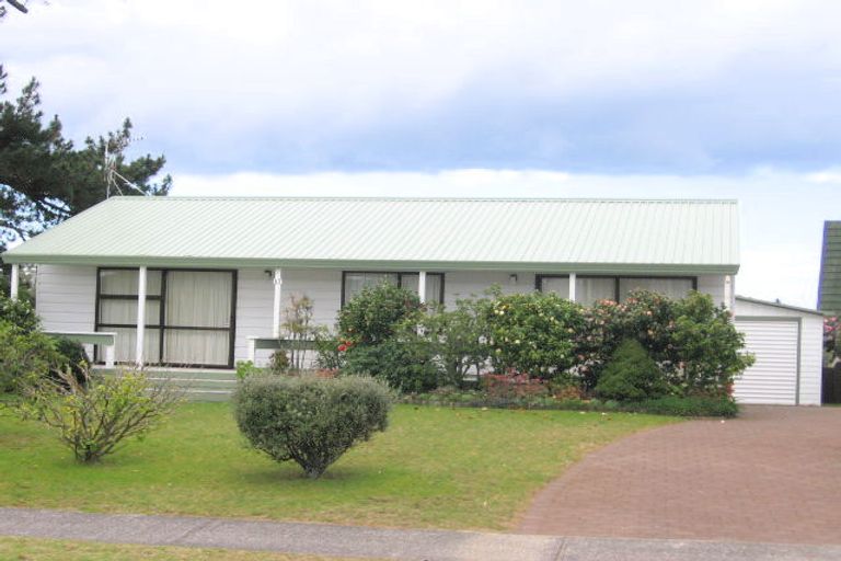Photo of property in 17 Sheppard Avenue, Pauanui, Hikuai, 3579