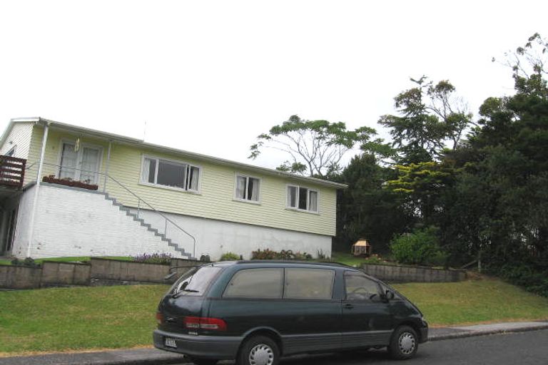 Photo of property in 3 Lanigan Street, Birkdale, Auckland, 0626