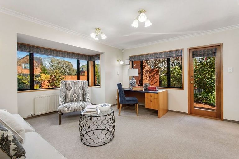 Photo of property in 17 Hanover Place, Ilam, Christchurch, 8041