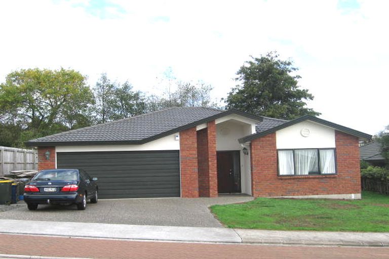 Photo of property in 6 Semillon Avenue, Henderson, Auckland, 0612