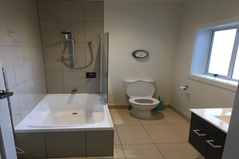 Photo of property in 130 Saint Martins Road, Saint Martins, Christchurch, 8022