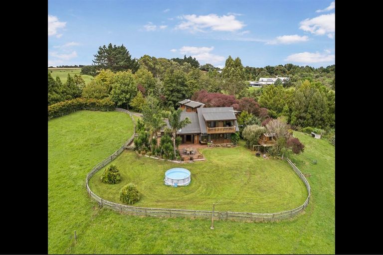 Photo of property in 62b Mcrobbie Road, Kingseat, Papakura, 2580