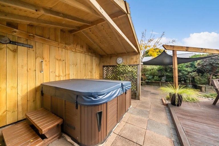 Photo of property in 39 Ebdentown Street, Ebdentown, Upper Hutt, 5018