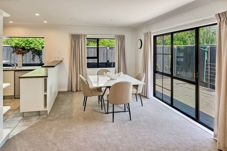 Photo of property in 33 Collingwood Street, Waterloo, Lower Hutt, 5011