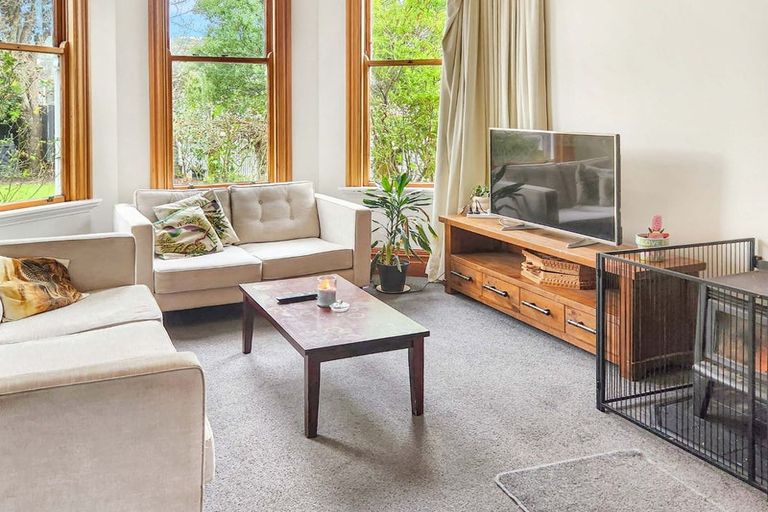 Photo of property in 58 Wakefield Street, Alicetown, Lower Hutt, 5010