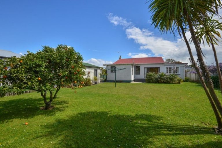 Photo of property in 16 Dominion Road, Te Hapara, Gisborne, 4010