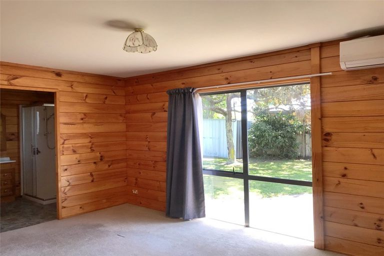 Photo of property in 13 Greenough Place, Rototuna, Hamilton, 3210