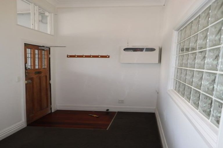 Photo of property in 299 Jackson Street, Petone, Lower Hutt, 5012