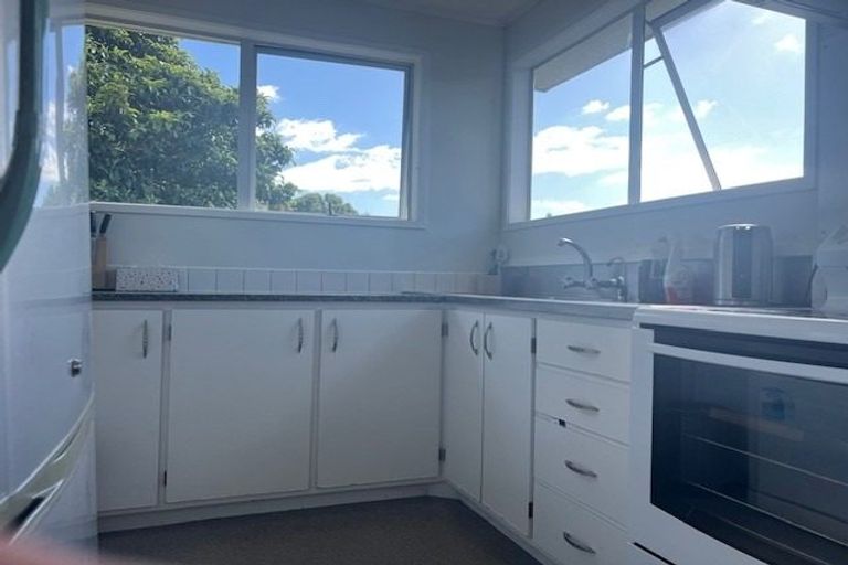 Photo of property in 12 Redwing Street, Browns Bay, Auckland, 0630