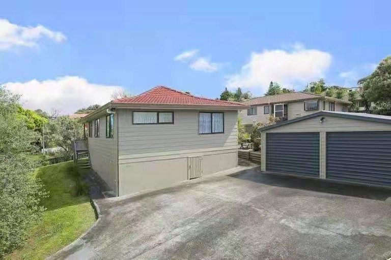 Photo of property in 20 Rehia Road, Massey, Auckland, 0614