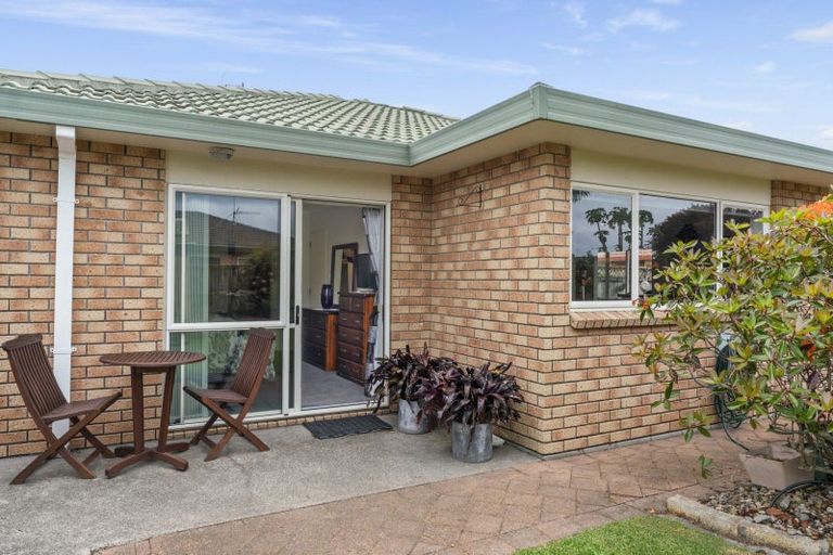 Photo of property in 687 Gloucester Road, Papamoa Beach, Papamoa, 3118