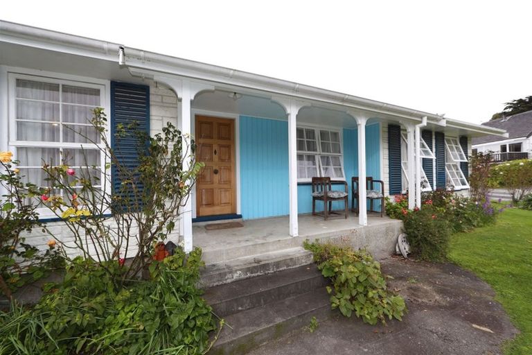 Photo of property in 17 Von Dadelszen Place, Havelock North, 4130