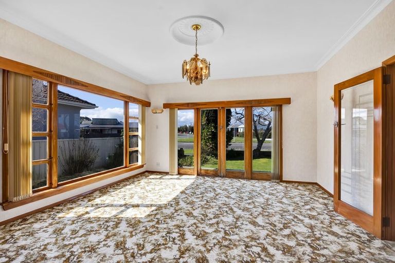 Photo of property in 57 Dixon Avenue, Hawera, 4610