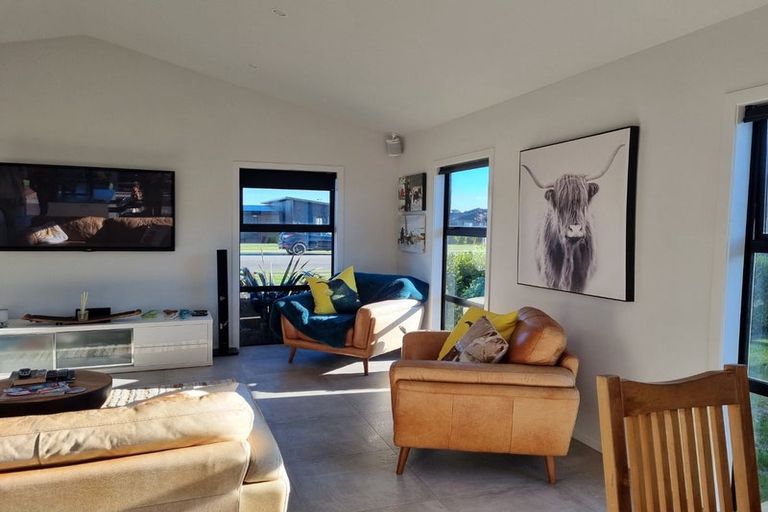 Photo of property in 16 Fantail Avenue, Carterton, 5713